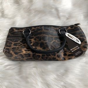 BRAND NEW leopard print insulated wine clutch